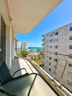 Summerland Beautiful Seaview Apartments - 8