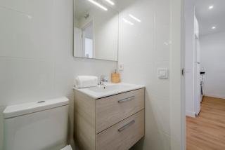 Elegancia con parking para 4, vive La Latina - 3