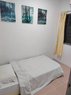 Taman Indah Jaya Xtra Large Terrace 1-4 Rooms - 4