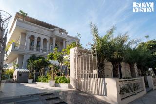 StayVista at Rajmahal Bagh with Heater, AC, WiFi - 2