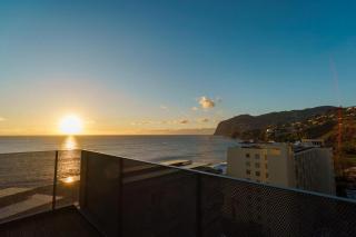 GuestReady - Bright home with stunning views - 7