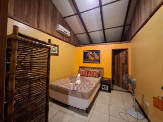 Toucans, Monkeys and Waterfalls- 2BR cottage - 1