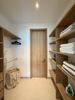 Comfort and Lagoon View at Baia Kristal Cartagena - 3