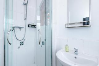 2 Bed Apartment ,Sea Views - 5