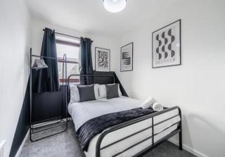 Modern 2-Bed Apartment in Fraserburgh - Free Parking - 8