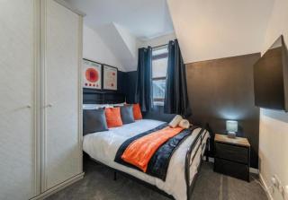 Modern 2-Bed Apartment in Fraserburgh - Free Parking - 1