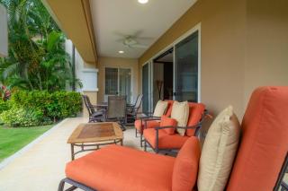 Bay Residence 9F 3 bdr Garden View in Los Suenos - 9