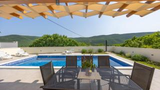 Villa Ivan by Villas Guide - 8