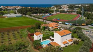 Beautiful Villa Bruna with jacuzzi in Porec - Poreč - 1