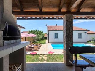 Holiday Home Haus Daniela mit überdachter Terrasse und Pool by Interhome - 5