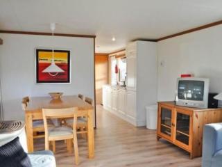 Apartment Strandnahes Chalet mit überdachter Veranda by Interhome - 7