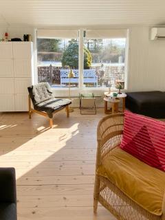 Summer Bliss With Vibrant Garden In Nødebohuse - 6