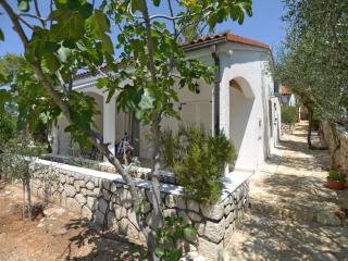 Holiday Home Gemütliches- familienfreundliches Steinhaus by Interhome - 0