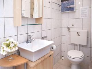 Holiday Home Gemütliches- familienfreundliches Steinhaus by Interhome - 2