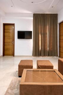 Premium 2BHK Luxury Stay near Noida Sector 62 - 6