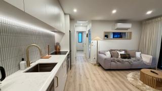 Luxe Stay with Mountain Views - 6