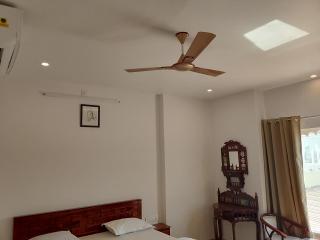Hotel Sukh Sagar - 7