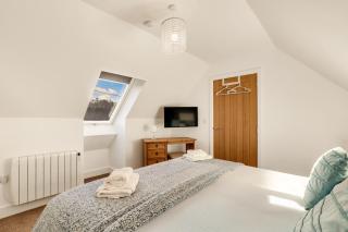 Humbleton- North East Escapes - 0