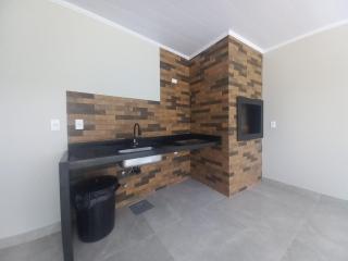 Casa de 4 Quartos, Proximo ao Mar Em Capão da Canoa - 5