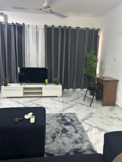 2BR home Near the Airport & Accra Mall - 0