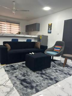 2BR home Near the Airport & Accra Mall - 1
