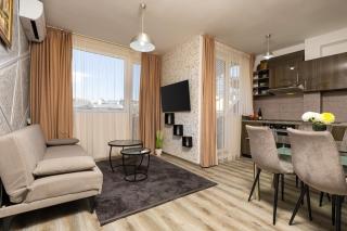 Square Slivnitsa 2BR apt 5 minutes from top center - 0