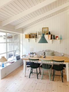 Scandinavian Home With Fantastic Location - 0