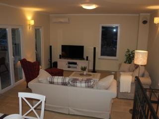 Holiday Home Villa Elena mit Pool- nur 60 Meter zum Meer by Interhome - 4