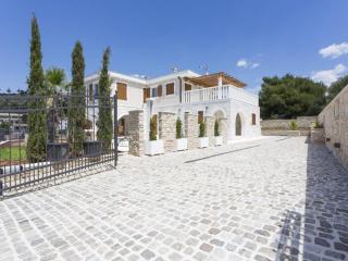 Holiday Home Villa Elena mit Pool- nur 60 Meter zum Meer by Interhome - 5