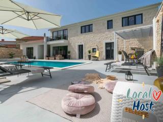 Holiday Home Designer Villa Simone - Modern und Heritage Style by Interhome - 0