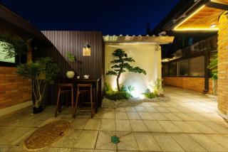 한옥 #10인 #경복궁역 도보 4분 #올리모델링 #명동 동대문 광화문 바로 옆 #호텔식 숙소 #무료 와이파이 #짐보관#세탁건조기 #교통최고 - 8