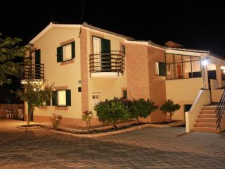 Holiday Home Geräumige Ferienvilla mit Pool und Meerblick by Interhome - 1