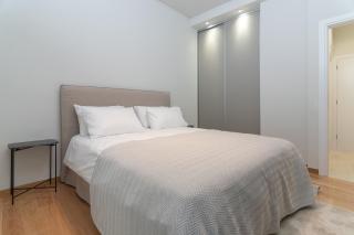 LuxLoom Athens next to Hilton - 1