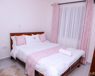 KYM'S Superstays - 3