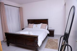 KYM'S Superstays - 1