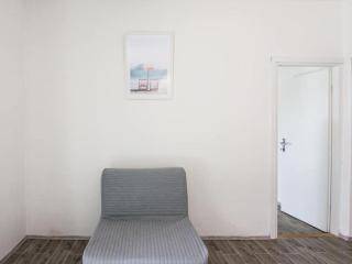 Apartment Wohnung Mama Roza mit Blick auf das Wasser by Interhome - 1