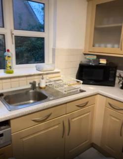 4 Bed Detached Home Perfect for Families Groups - 9