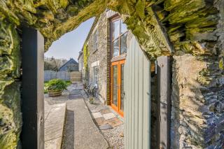 The Old Farmhouse - 7