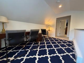 Summit House on George | Renovated | 5 Mins to K-1 | Lift & Rental Deals - 2