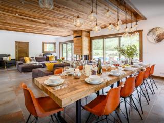 Chalet Woodman - OVO Network - 3