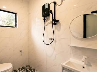 3 Bedrooms Bungalow by Bayu Takir - 6