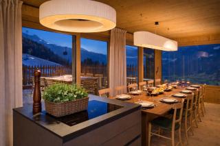 INFINITY SKY LODGE by belle-stay HEATED POOL, SAUNA and LIFT - 8
