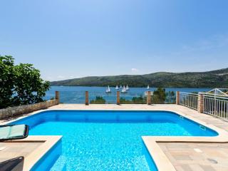 Holiday Home Seaside Villa Lara mit beheiztem Swimmingpool by Interhome - 8