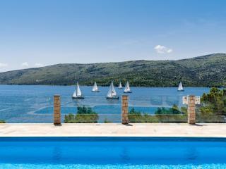 Holiday Home Seaside Villa Lara mit beheiztem Swimmingpool by Interhome - 4