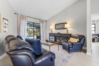 Beautiful Private Pool Home In-between Fort Myers Beach and Sanibel Island home - 4