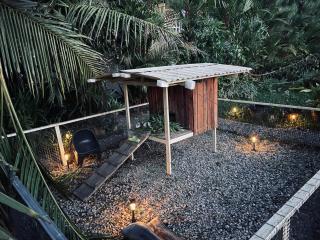 Beautiful 2BD Farmhouse for 4-10 pax - 6