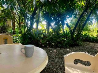 Beautiful 2BD Farmhouse for 4-10 pax - 6