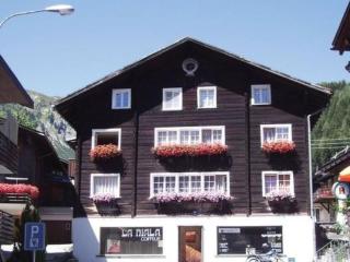 Apartment Fewo mit Blick auf die Berge by Interhome - 0