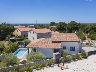 Holiday Home by Interhome - 5