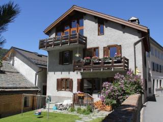 Apartment Chesa Madragena by Interhome - 8